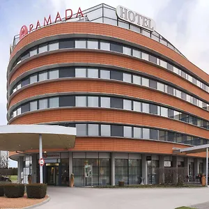 Hotel Ramada By Wyndham Graz ****