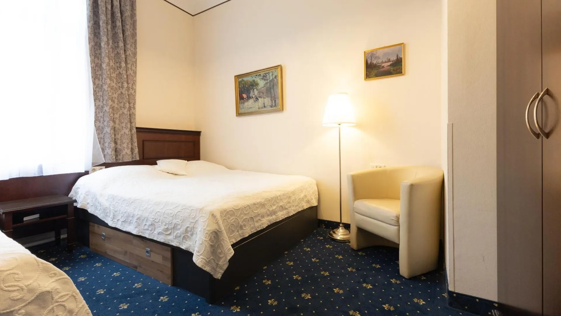 Hotel Viktoria Schoenbrunn Vídeň 3*,