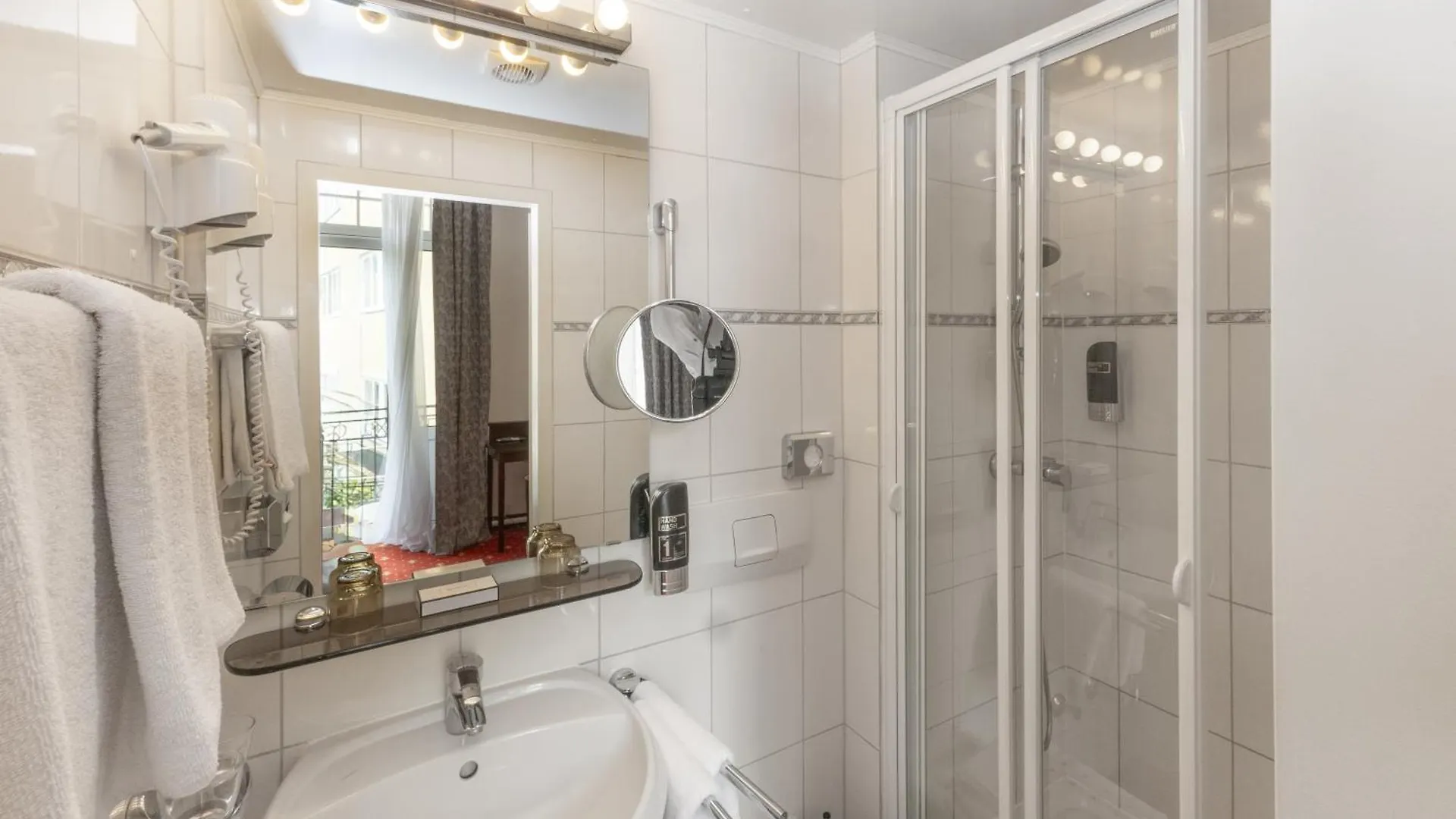 Hotel Viktoria Schoenbrunn Vienna