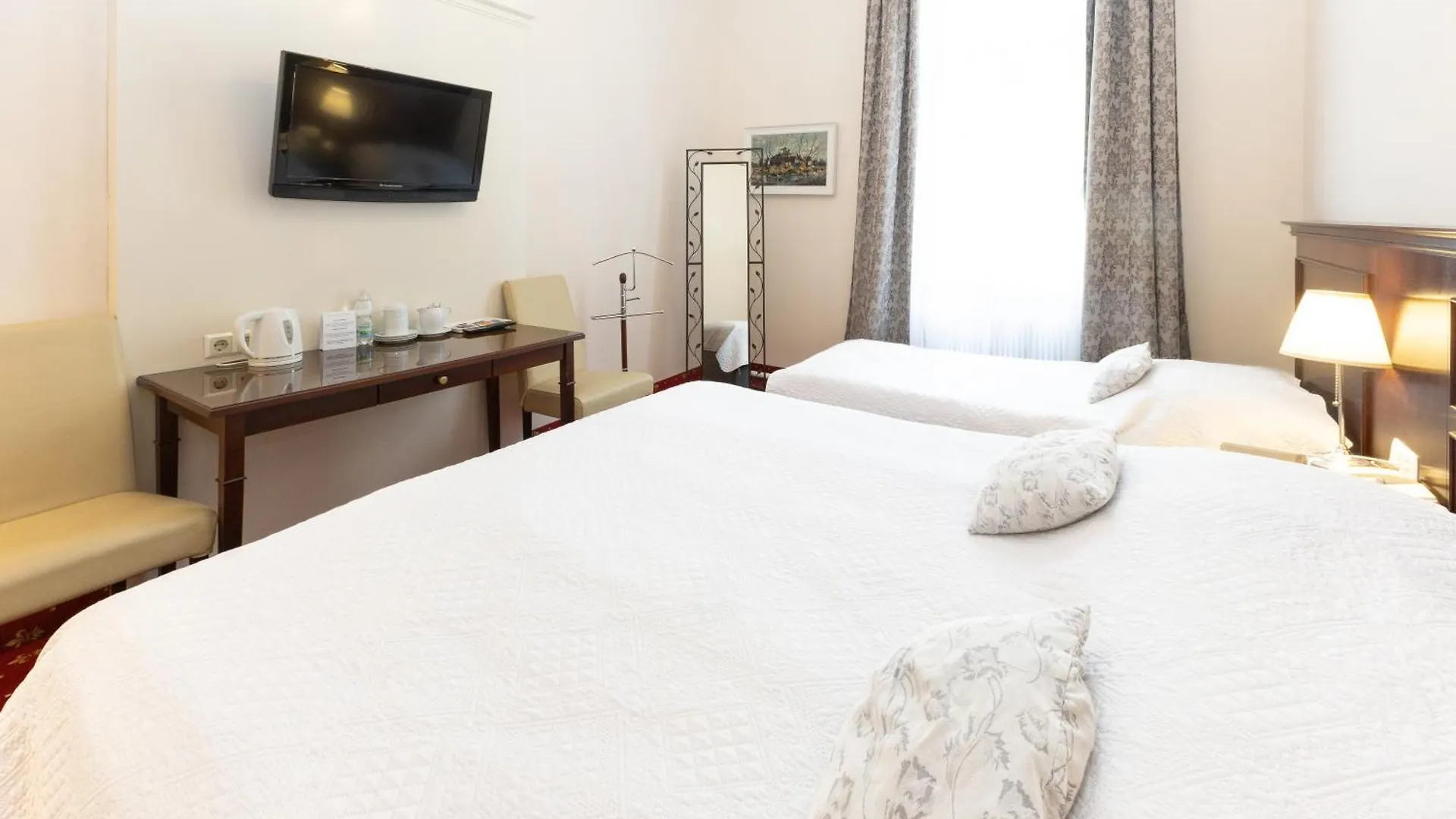 Hotel Viktoria Schoenbrunn Vienna Austria
